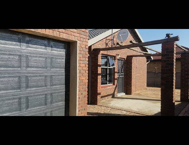 3 BEDROOM HOUSE FOR SALE IN KWA THEMA